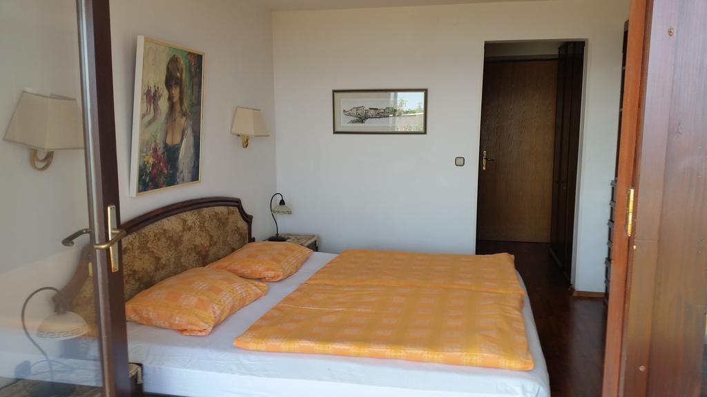 Guest House Villa Marlis Malinska Room photo